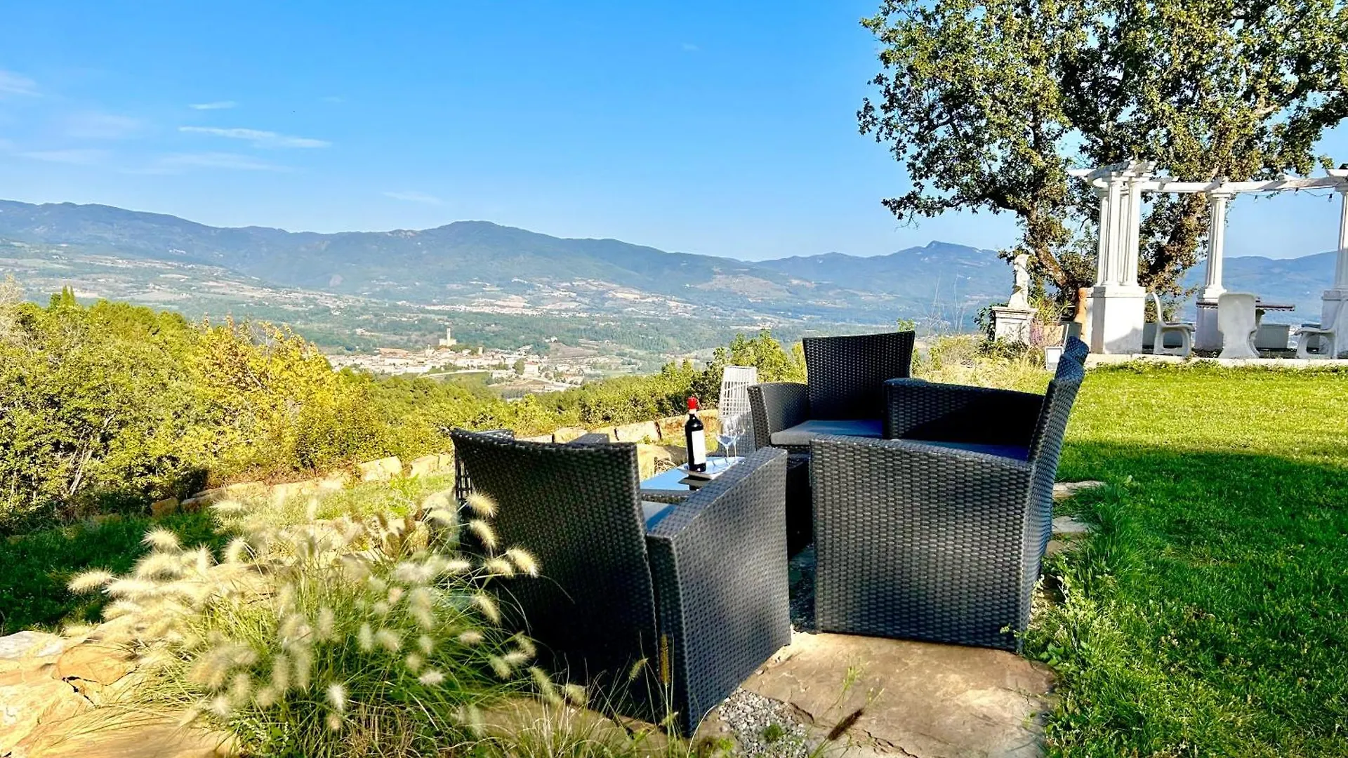 Villa Lux Poggelleri Vista Unica Sul Casentino بوبّي إيطاليا