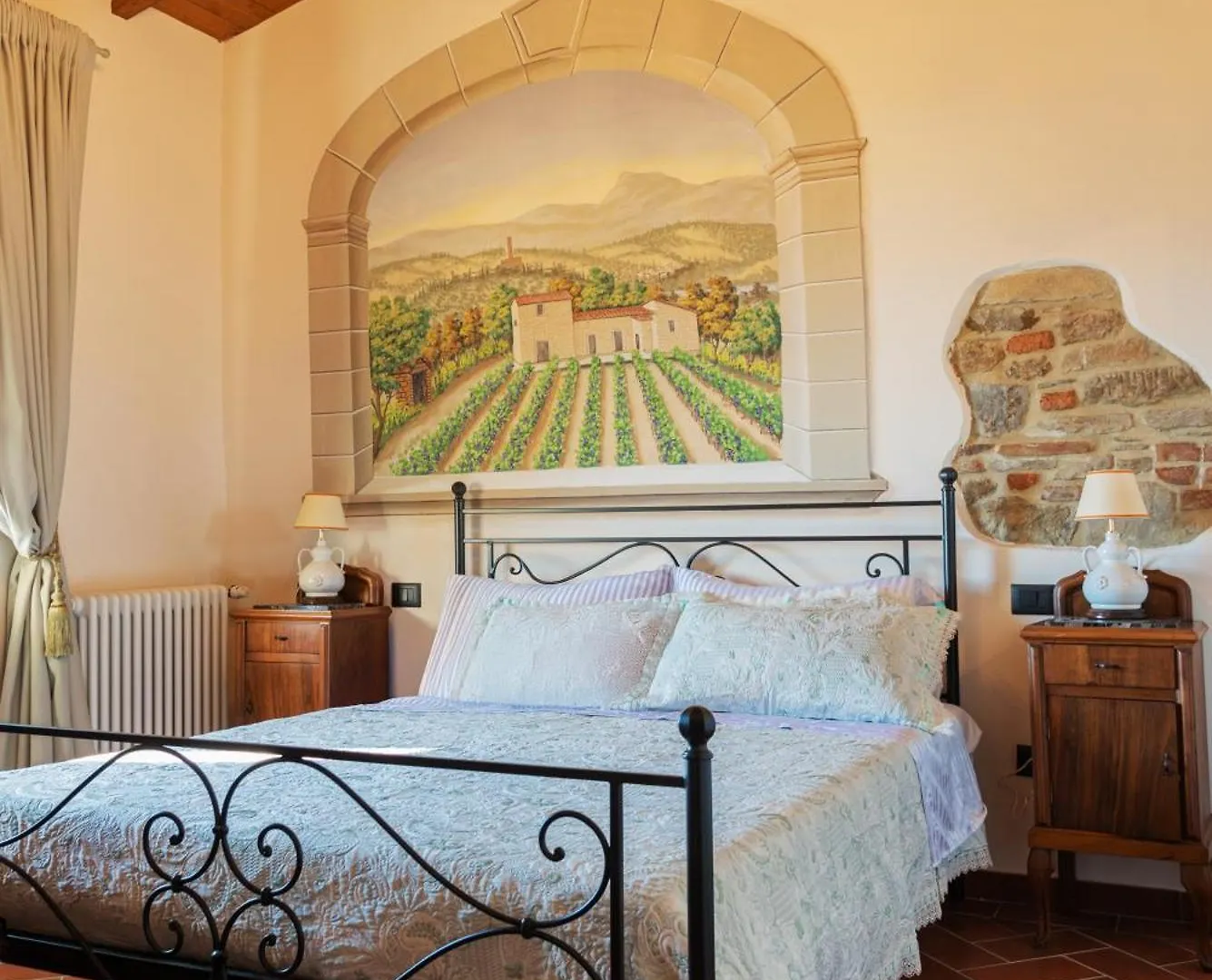 Villa Lux Poggelleri Vista Unica Sul Casentino بوبّي 0*,