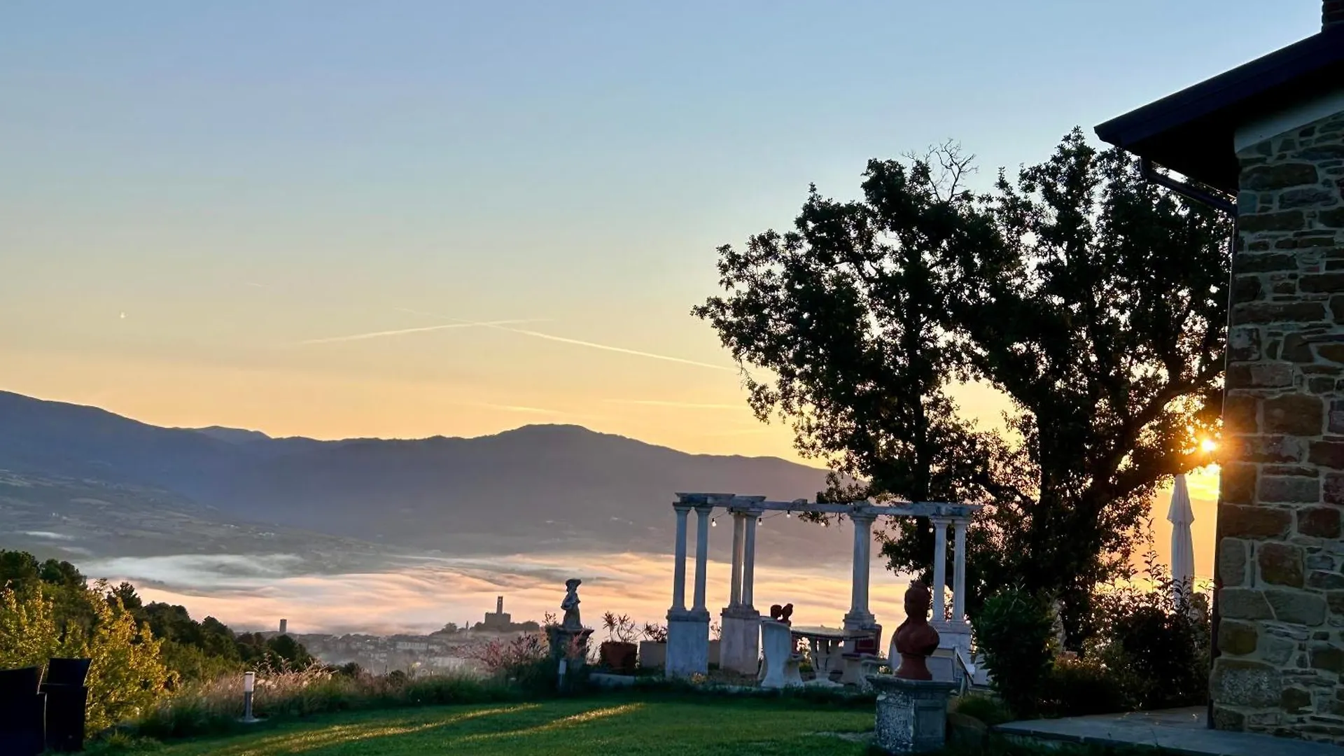 Villa Lux Poggelleri Vista Unica Sul Casentino Poppi Italy
