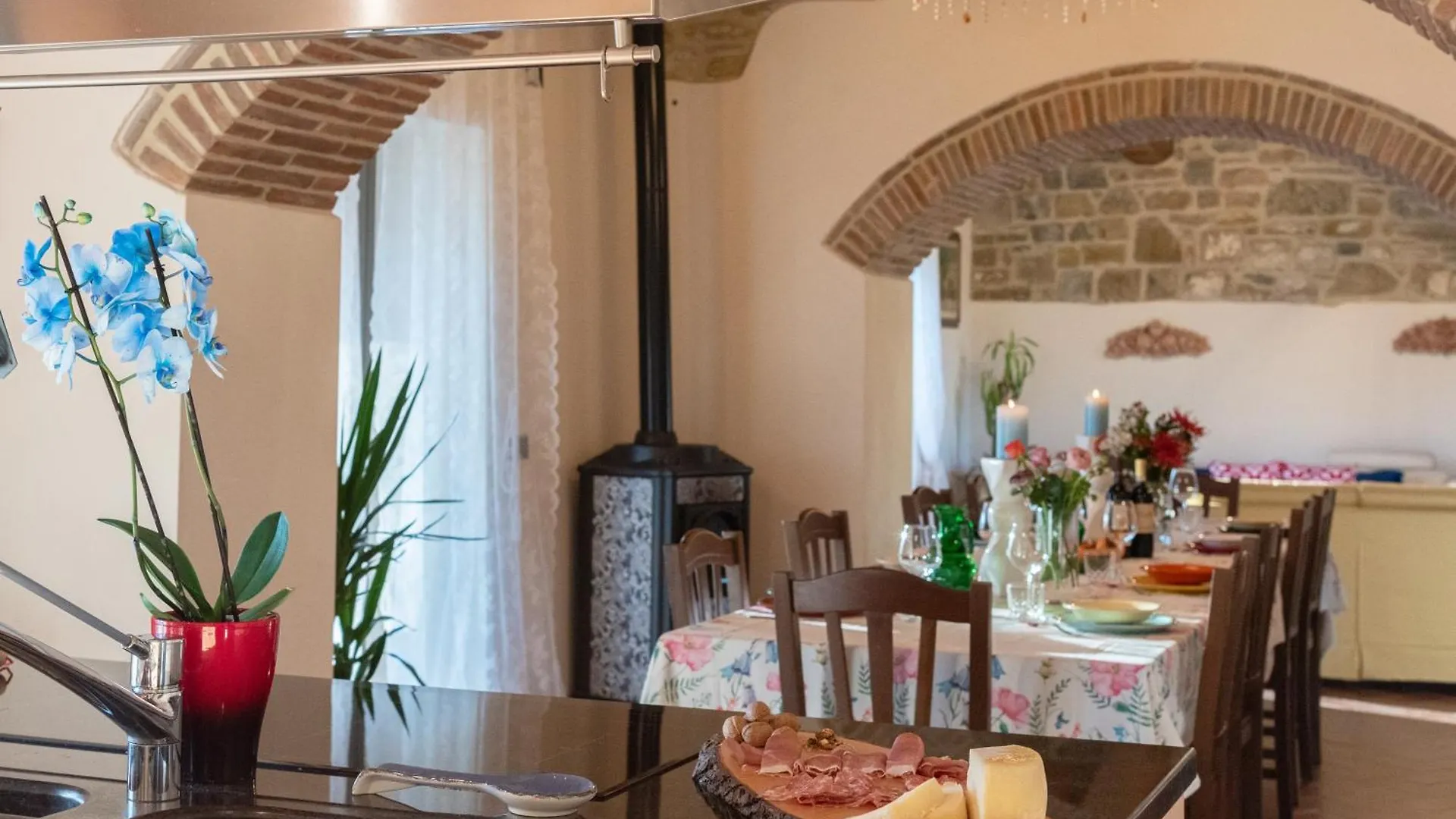 Villa Lux Poggelleri Vista Unica Sul Casentino Poppi Holiday home